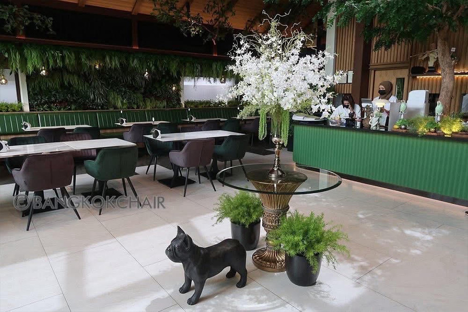 The Tall Tree Cafe มีนบุรี